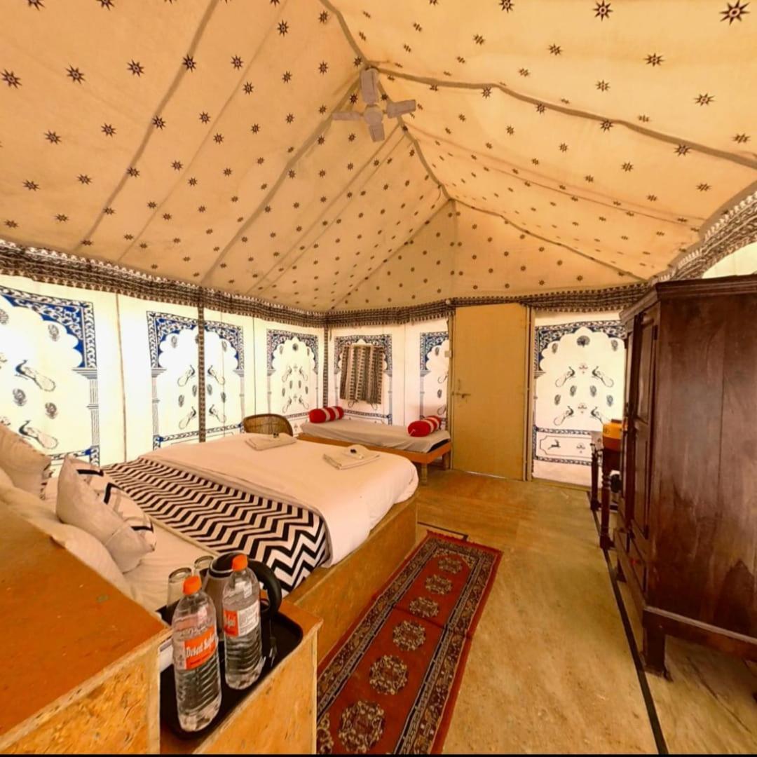 Sam Dunes Desert Luxury Camp & Resort Джайсалмер Экстерьер фото